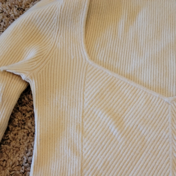 Abercrombie & Fitch Women's Sweater Top S Soft A&F Collection Pale Yellow - Picture 7 of 7